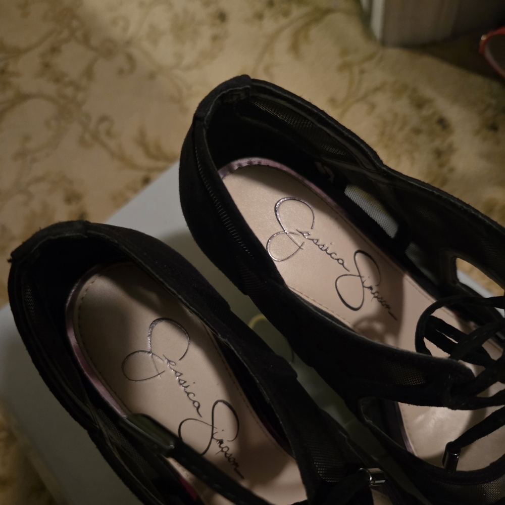 Jessica Simpson Black Mesh and Micro Suede Heels, Size 7 - Picture 4 of 5